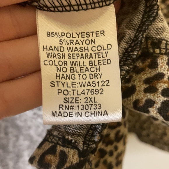 Umgee Animal-Print V-Neck Top w/ Front Gathering - Picture 8 of 12